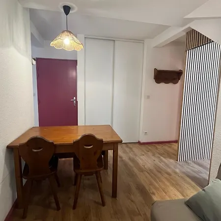 Apartment 2-4 Personnes Avec 1 - Les 100 Lacs A Avec Balcon Et Piscine Chauffee *